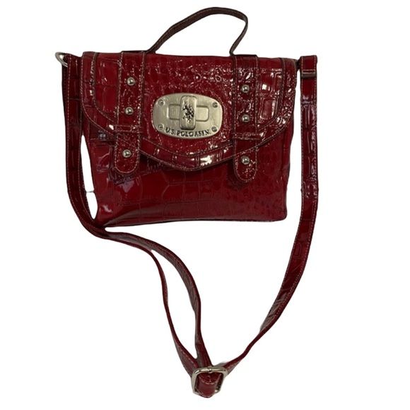 U.S. POLO ASSN. RED CROC PATENT LEATHER CROSSBODY BAG - Picture 1 of 15